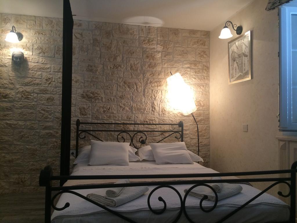Old Town Apartment Sibenik Ngoại thất bức ảnh