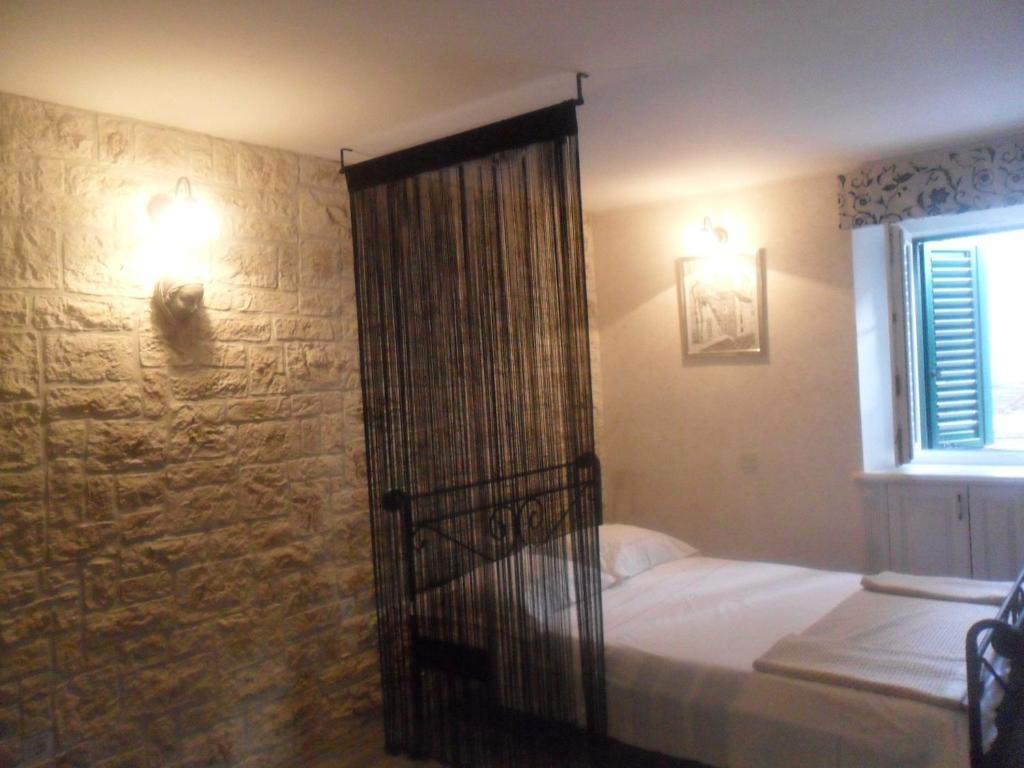 Old Town Apartment Sibenik Phòng bức ảnh