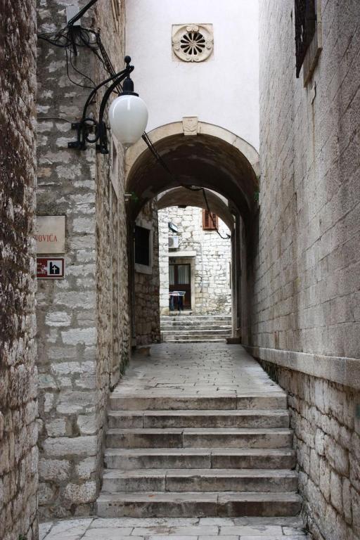Old Town Apartment Sibenik Ngoại thất bức ảnh